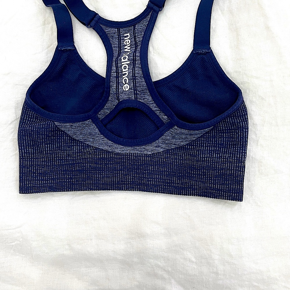 New Balance athletic bra. W SM.